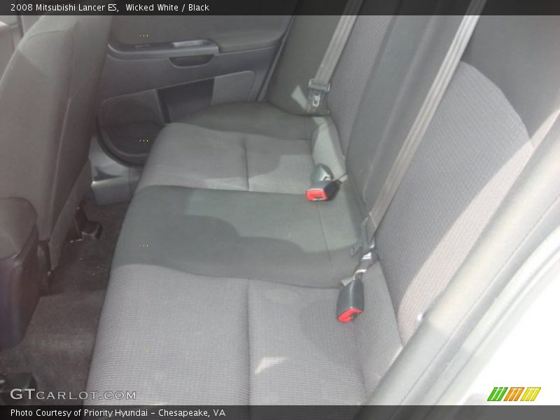 Wicked White / Black 2008 Mitsubishi Lancer ES