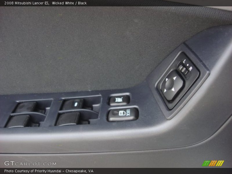 Wicked White / Black 2008 Mitsubishi Lancer ES