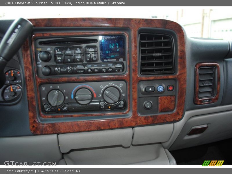 Indigo Blue Metallic / Graphite 2001 Chevrolet Suburban 1500 LT 4x4