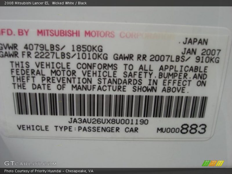 Wicked White / Black 2008 Mitsubishi Lancer ES