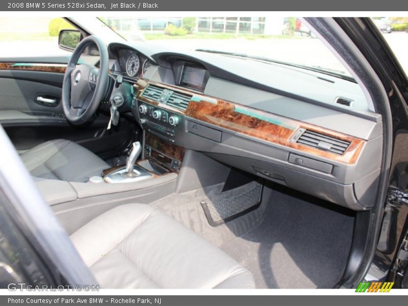 Jet Black / Black 2008 BMW 5 Series 528xi Sedan