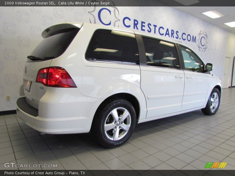 Calla Lilly White / Ceylon Beige 2009 Volkswagen Routan SEL