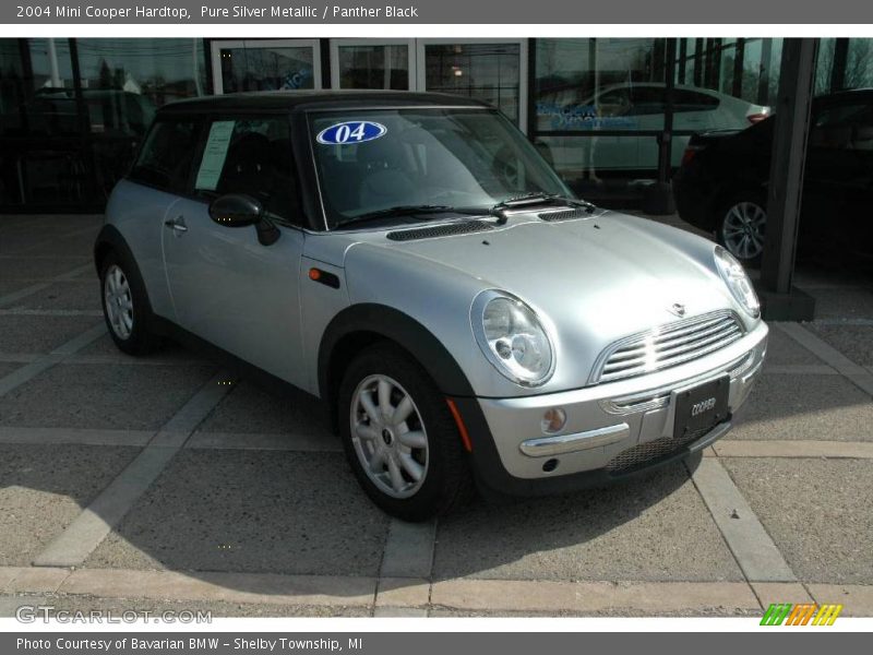 Pure Silver Metallic / Panther Black 2004 Mini Cooper Hardtop