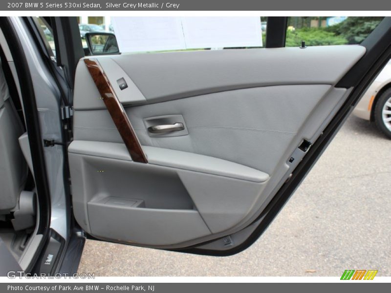 Silver Grey Metallic / Grey 2007 BMW 5 Series 530xi Sedan
