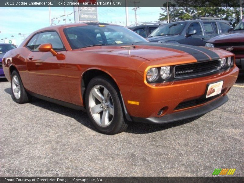 Toxic Orange Pearl / Dark Slate Gray 2011 Dodge Challenger SE