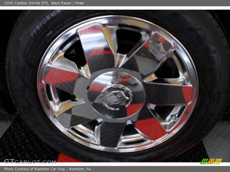 Black Raven / Shale 2005 Cadillac DeVille DTS