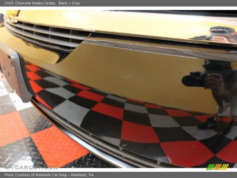Black / Gray 2005 Chevrolet Malibu Sedan