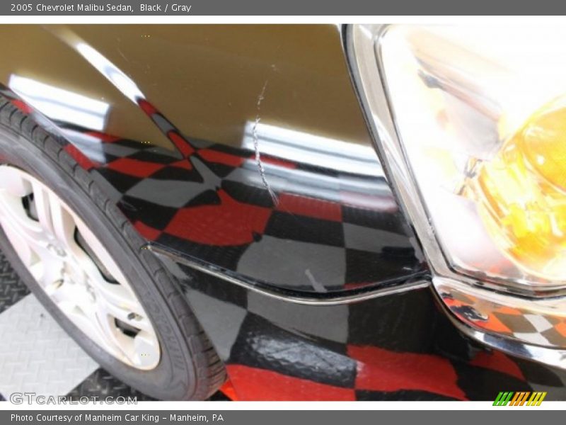 Black / Gray 2005 Chevrolet Malibu Sedan