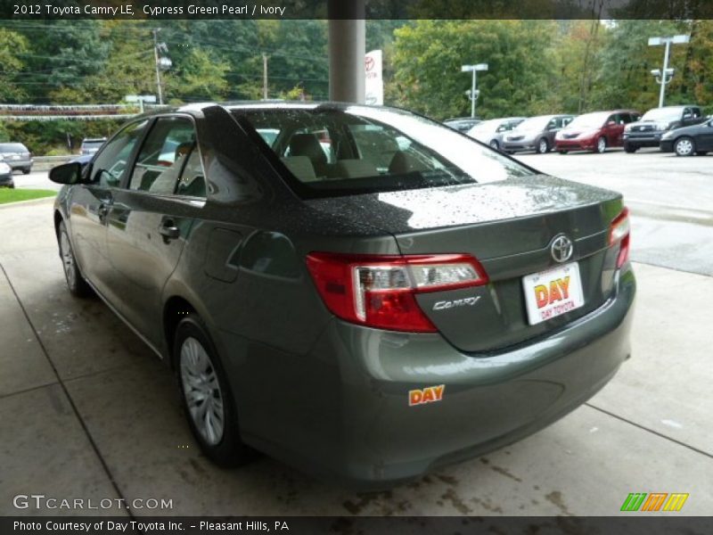Cypress Green Pearl / Ivory 2012 Toyota Camry LE