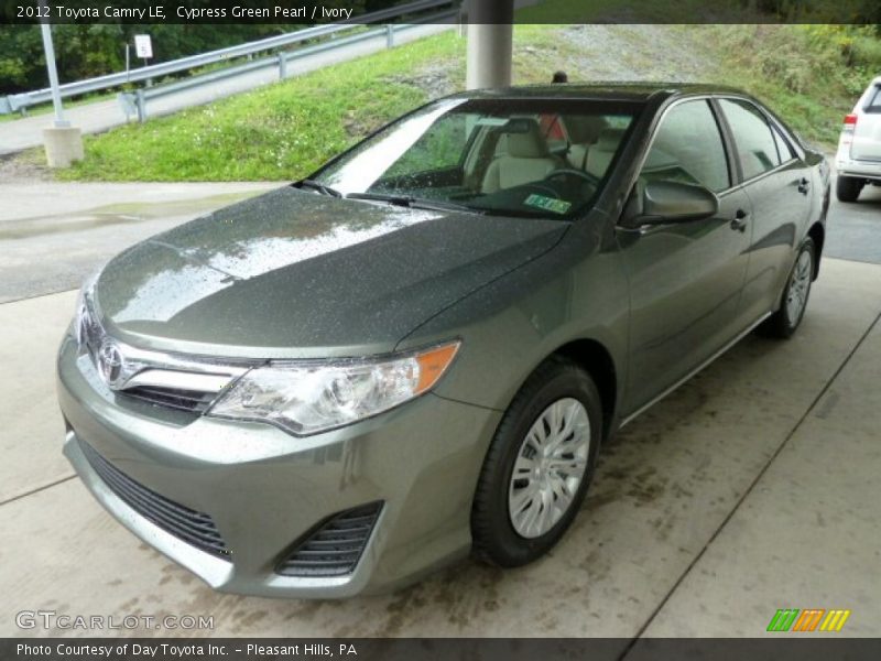 Cypress Green Pearl / Ivory 2012 Toyota Camry LE