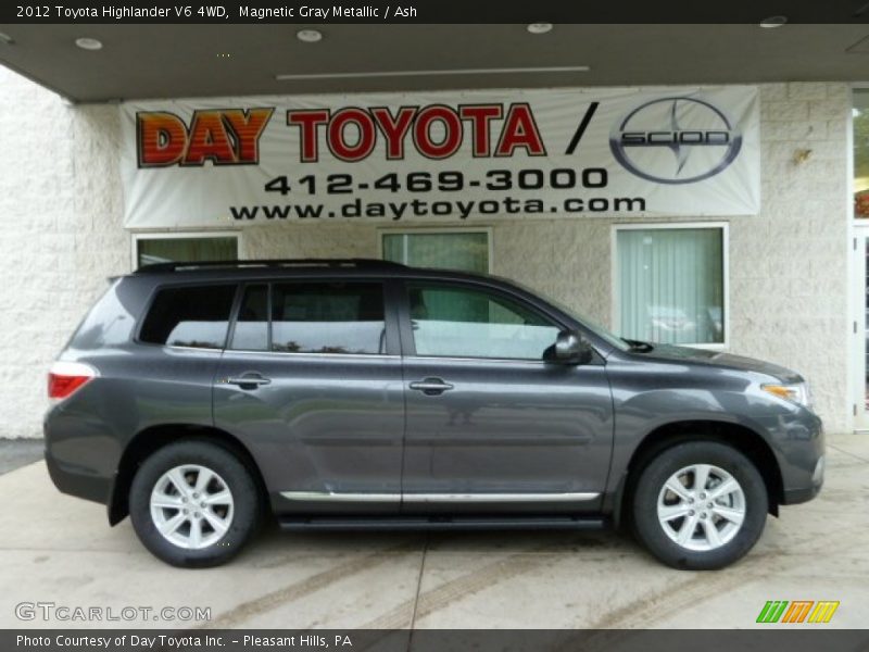 Magnetic Gray Metallic / Ash 2012 Toyota Highlander V6 4WD
