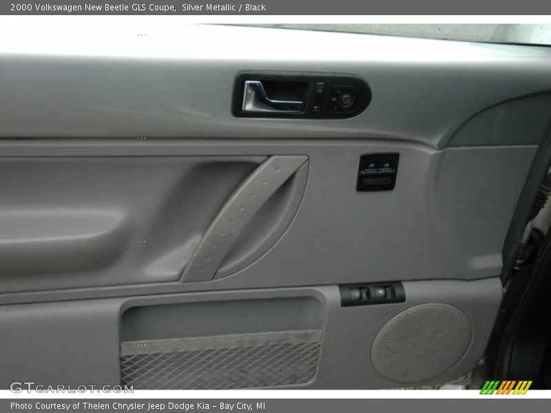 Silver Metallic / Black 2000 Volkswagen New Beetle GLS Coupe