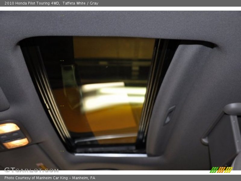 Taffeta White / Gray 2010 Honda Pilot Touring 4WD