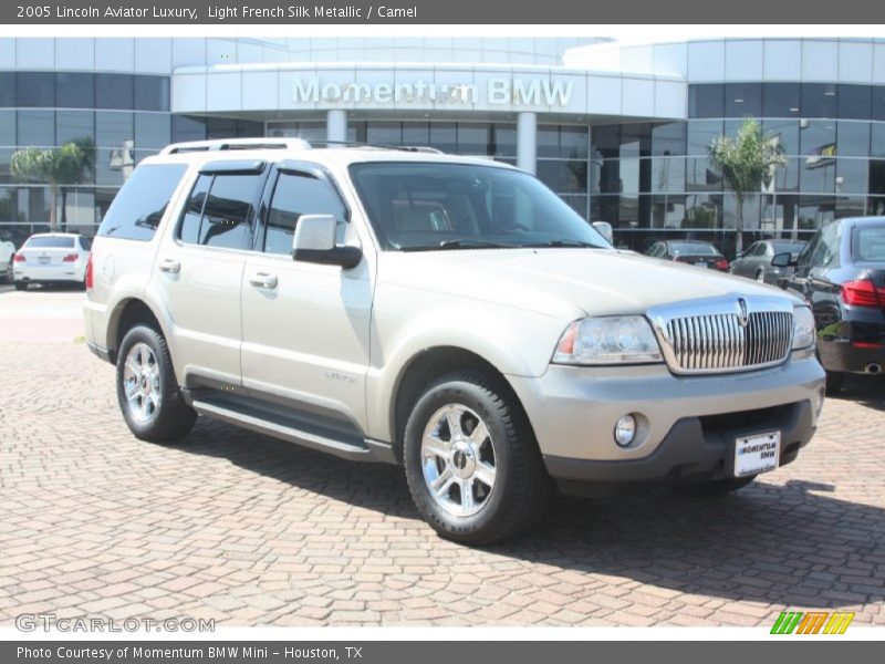 Light French Silk Metallic / Camel 2005 Lincoln Aviator Luxury