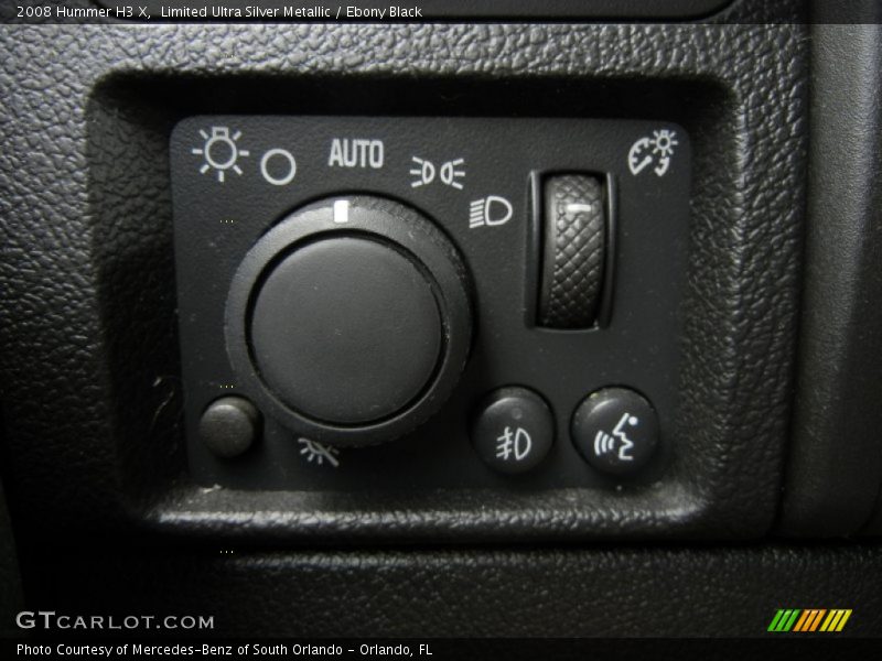 Limited Ultra Silver Metallic / Ebony Black 2008 Hummer H3 X
