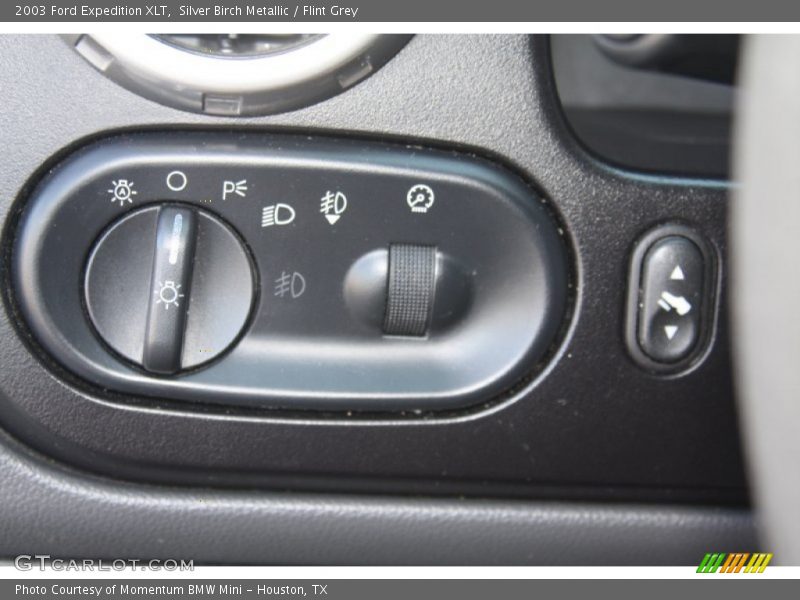 Silver Birch Metallic / Flint Grey 2003 Ford Expedition XLT