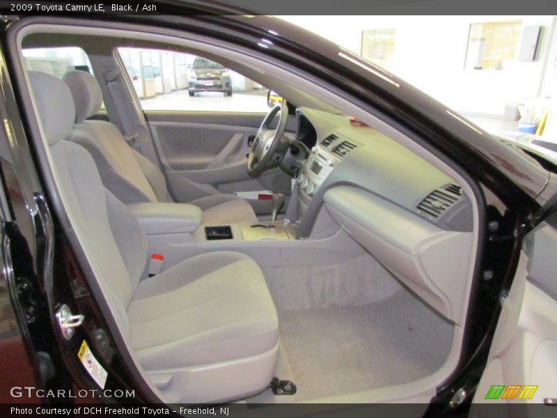 Black / Ash 2009 Toyota Camry LE