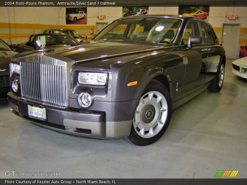 Anthracite/Silver Sand / Oatmeal 2004 Rolls-Royce Phantom