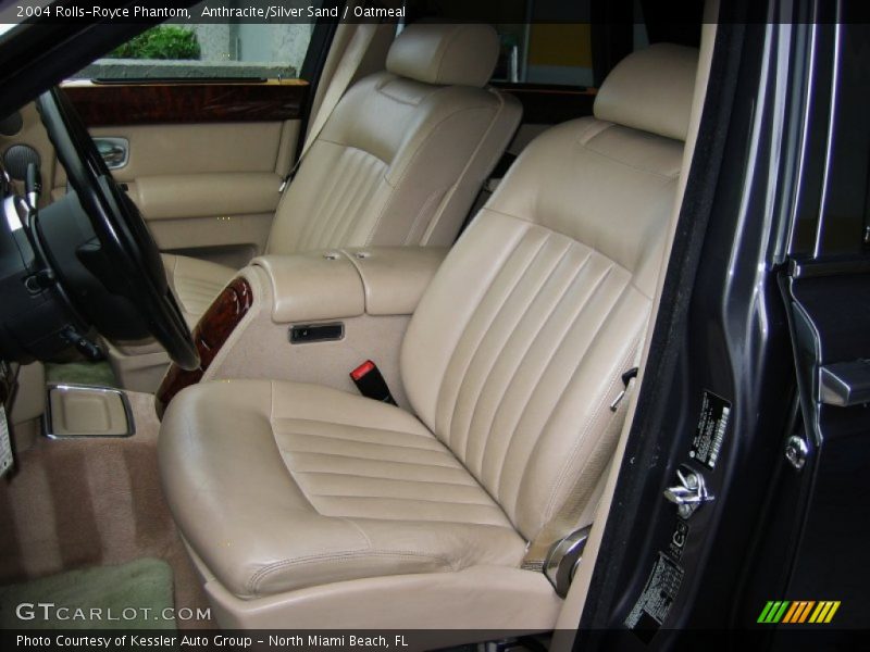  2004 Phantom  Oatmeal Interior