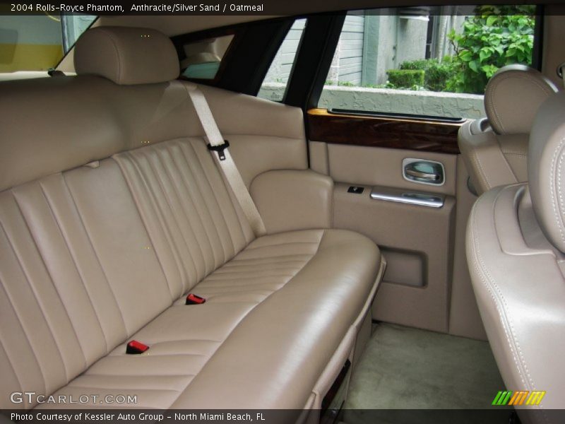  2004 Phantom  Oatmeal Interior