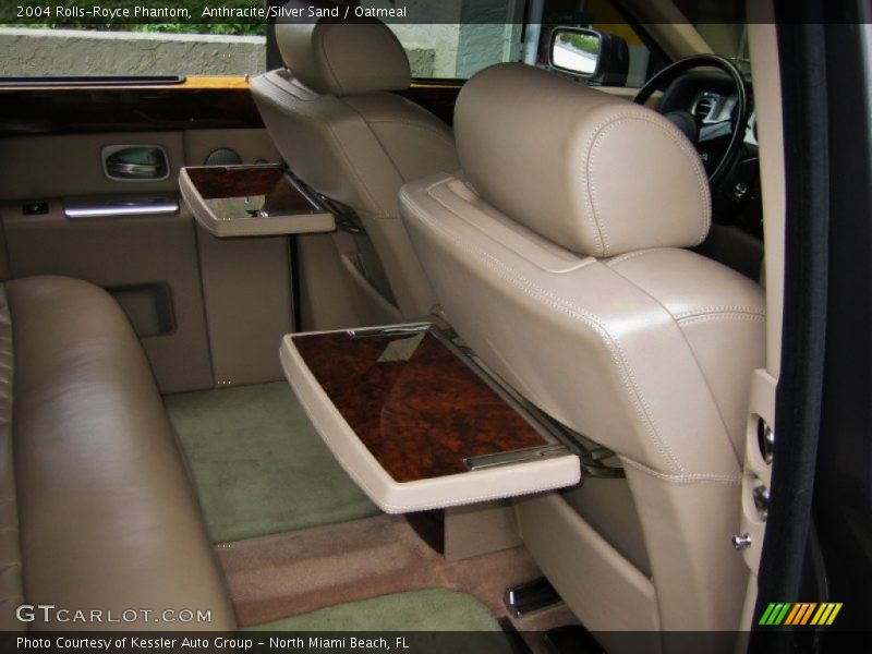  2004 Phantom  Oatmeal Interior