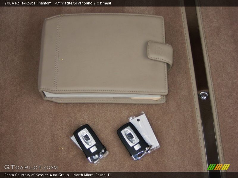 Keys of 2004 Phantom 
