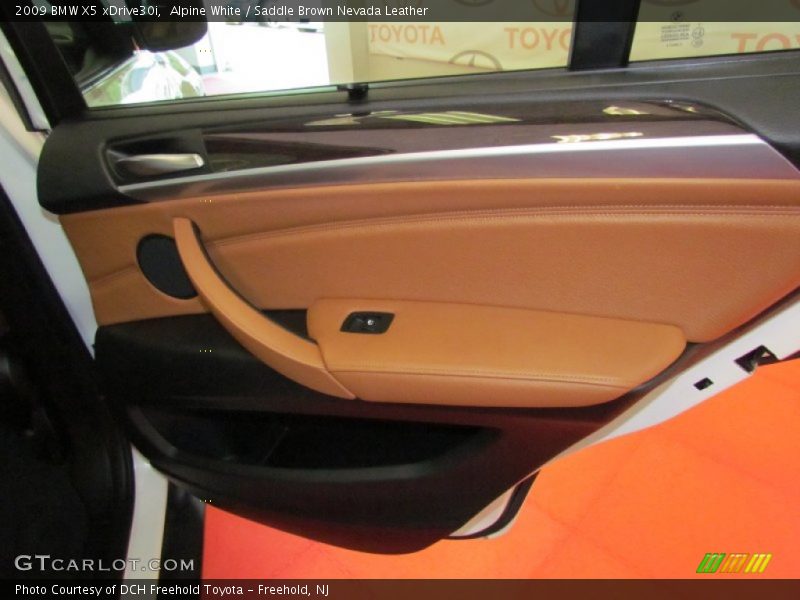 Alpine White / Saddle Brown Nevada Leather 2009 BMW X5 xDrive30i