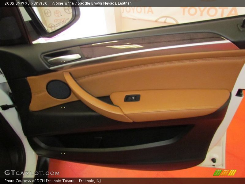 Alpine White / Saddle Brown Nevada Leather 2009 BMW X5 xDrive30i