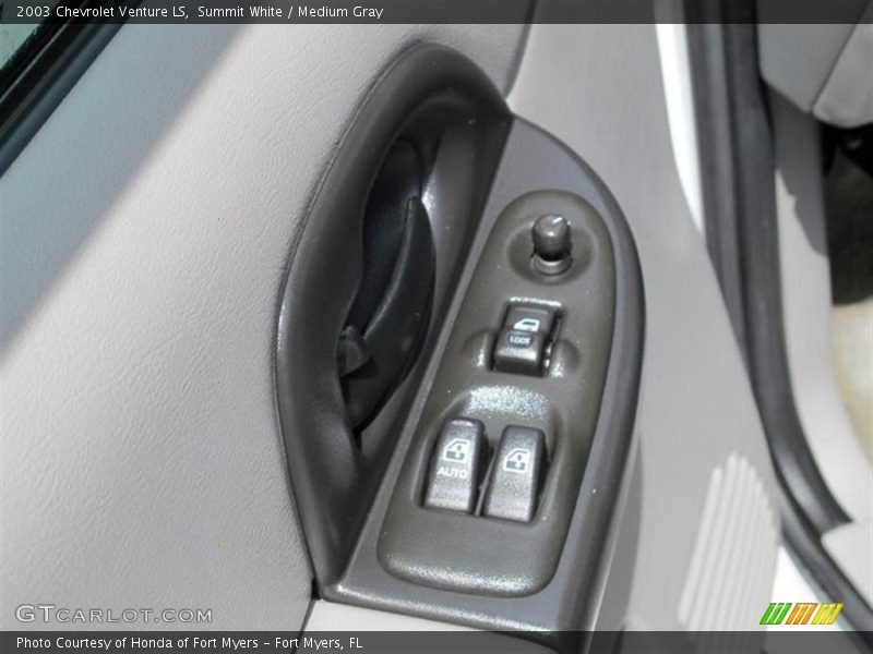 Summit White / Medium Gray 2003 Chevrolet Venture LS