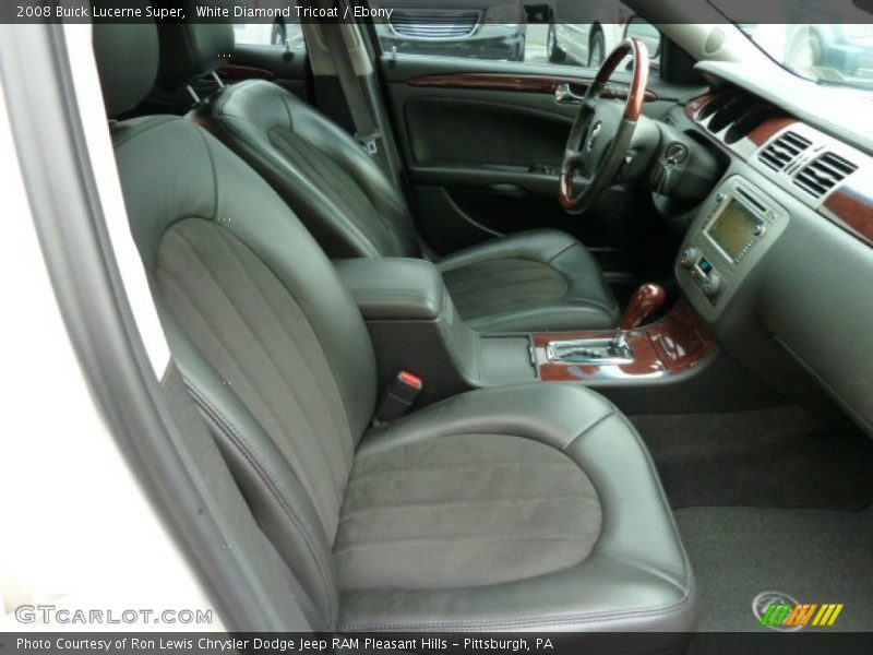  2008 Lucerne Super Ebony Interior