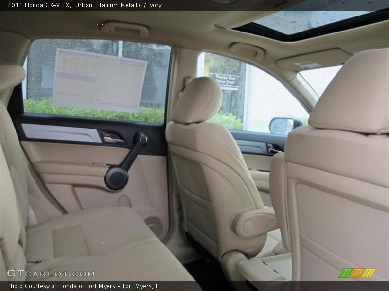 Urban Titanium Metallic / Ivory 2011 Honda CR-V EX