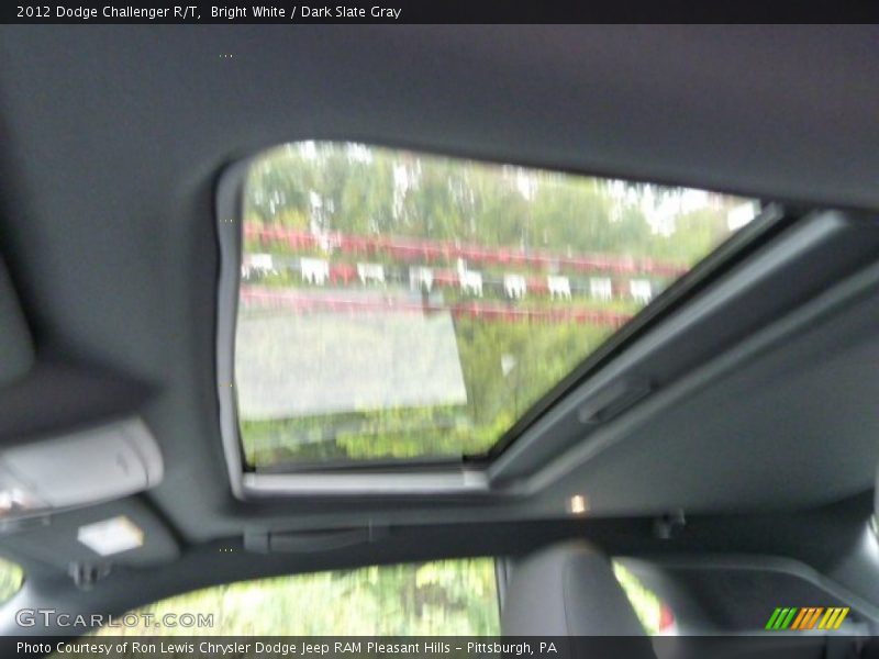 Bright White / Dark Slate Gray 2012 Dodge Challenger R/T