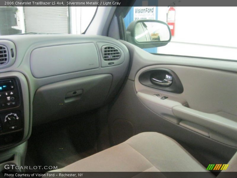 Silverstone Metallic / Light Gray 2006 Chevrolet TrailBlazer LS 4x4