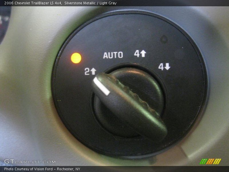 Silverstone Metallic / Light Gray 2006 Chevrolet TrailBlazer LS 4x4