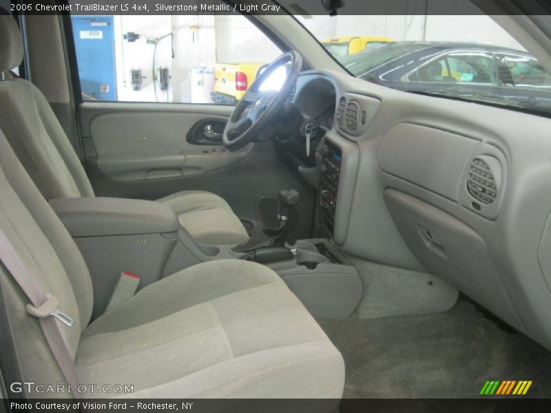 Silverstone Metallic / Light Gray 2006 Chevrolet TrailBlazer LS 4x4