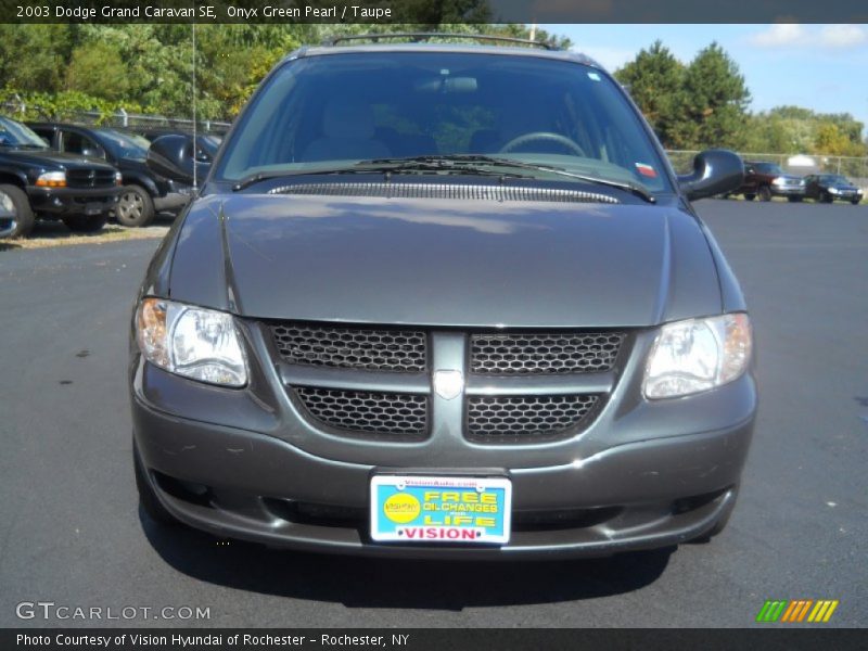 Onyx Green Pearl / Taupe 2003 Dodge Grand Caravan SE