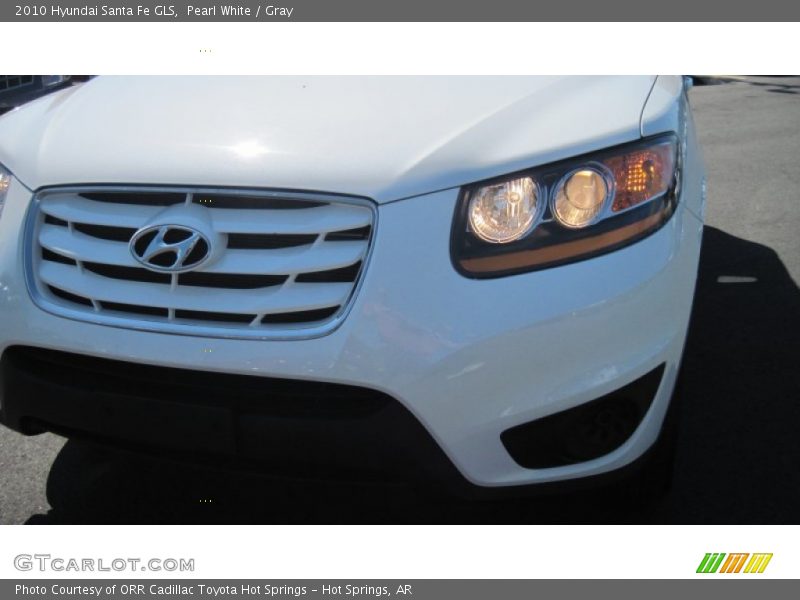 Pearl White / Gray 2010 Hyundai Santa Fe GLS