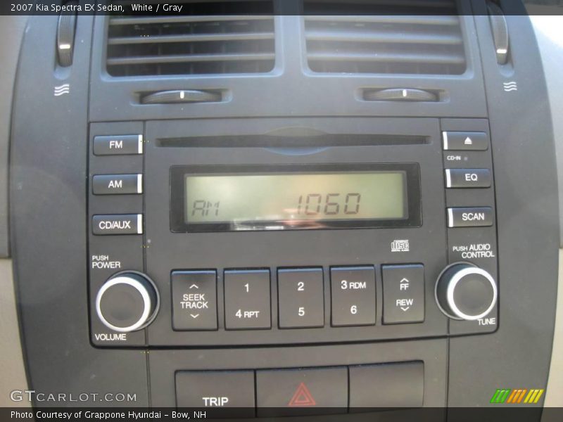 White / Gray 2007 Kia Spectra EX Sedan