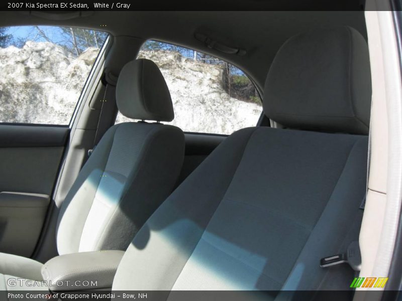 White / Gray 2007 Kia Spectra EX Sedan