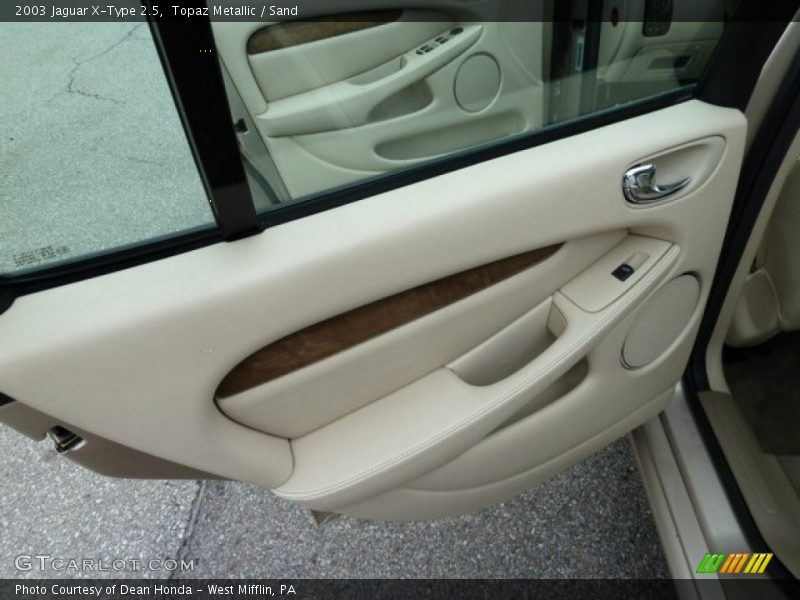 Topaz Metallic / Sand 2003 Jaguar X-Type 2.5