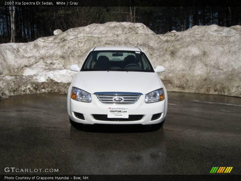 White / Gray 2007 Kia Spectra EX Sedan