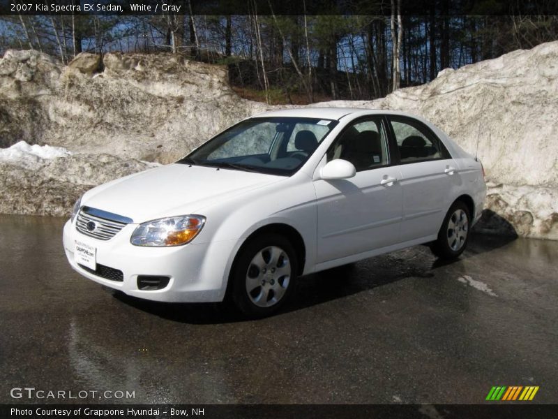 White / Gray 2007 Kia Spectra EX Sedan
