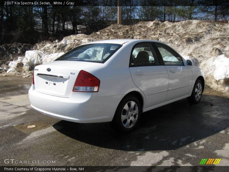 White / Gray 2007 Kia Spectra EX Sedan