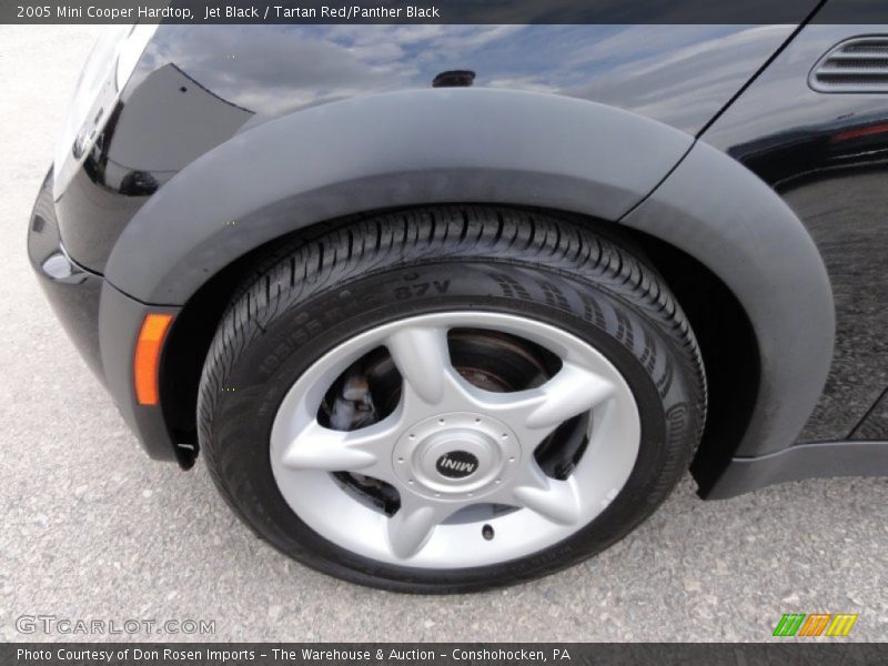 Jet Black / Tartan Red/Panther Black 2005 Mini Cooper Hardtop