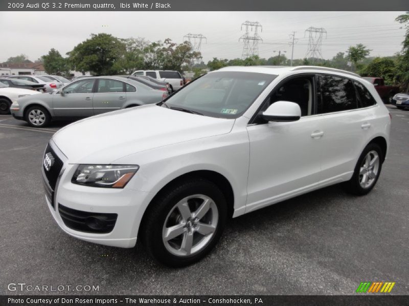 Front 3/4 View of 2009 Q5 3.2 Premium quattro