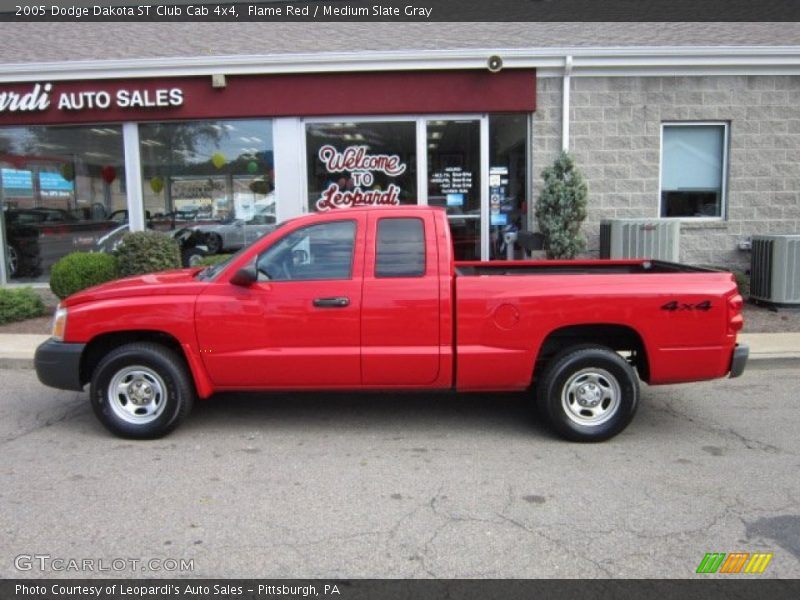 Flame Red / Medium Slate Gray 2005 Dodge Dakota ST Club Cab 4x4