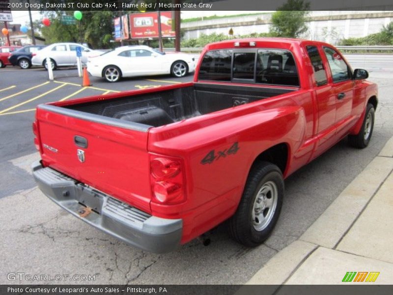 Flame Red / Medium Slate Gray 2005 Dodge Dakota ST Club Cab 4x4
