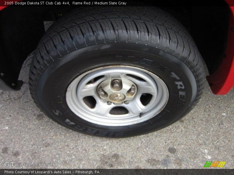  2005 Dakota ST Club Cab 4x4 Wheel