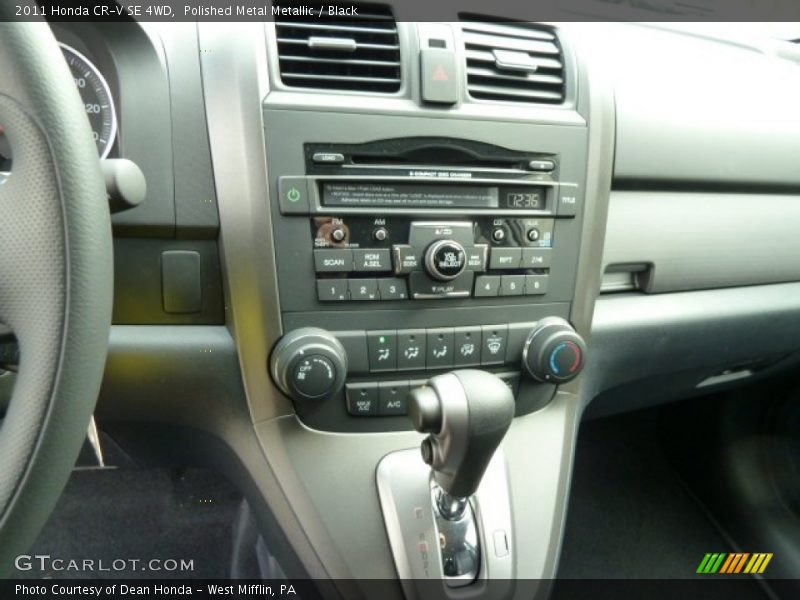 Polished Metal Metallic / Black 2011 Honda CR-V SE 4WD