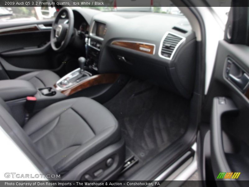 Ibis White / Black 2009 Audi Q5 3.2 Premium quattro
